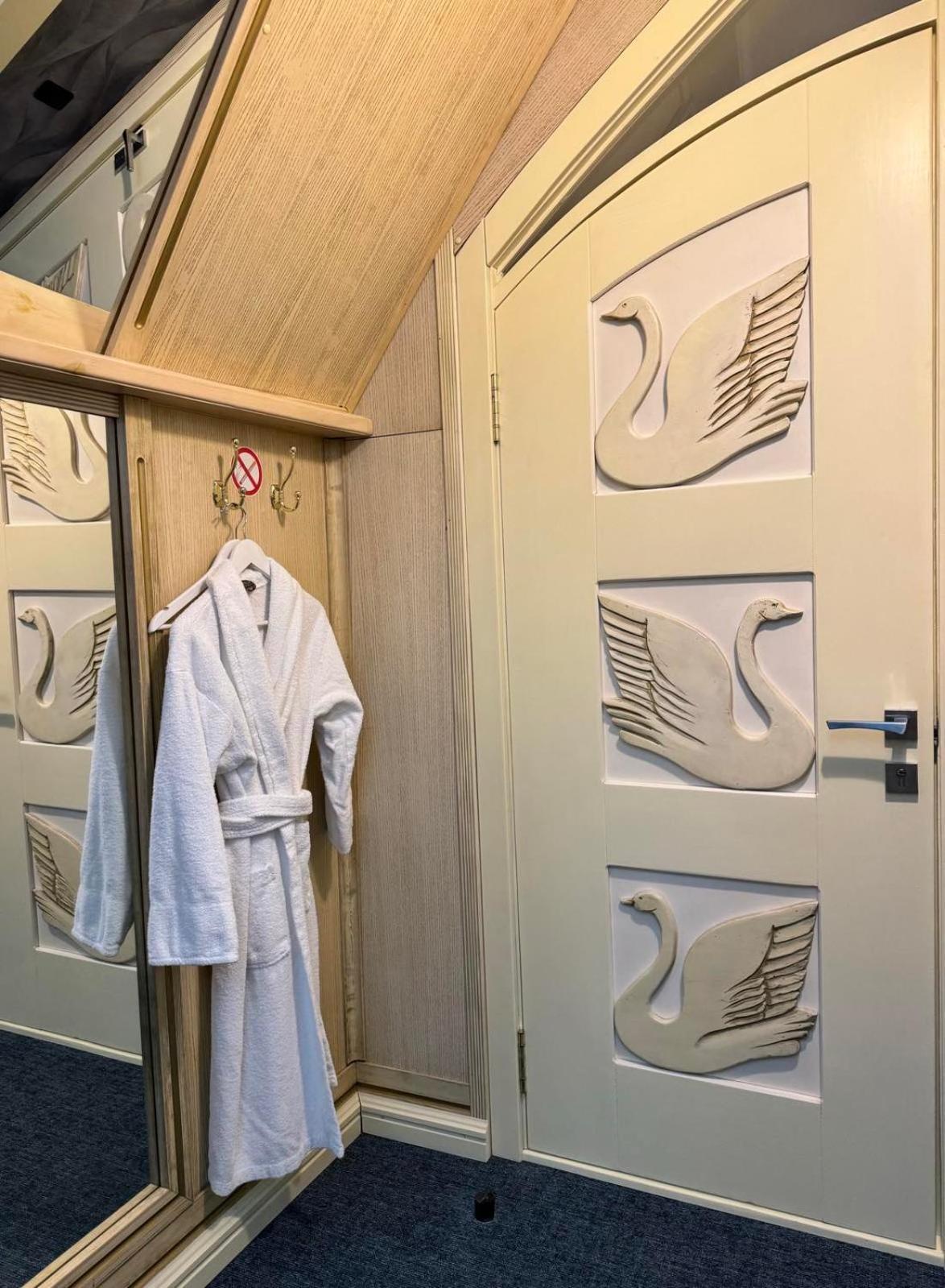 Hotel Veles Zolotonosha Εξωτερικό φωτογραφία