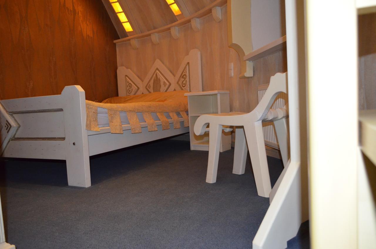Hotel Veles Zolotonosha Εξωτερικό φωτογραφία