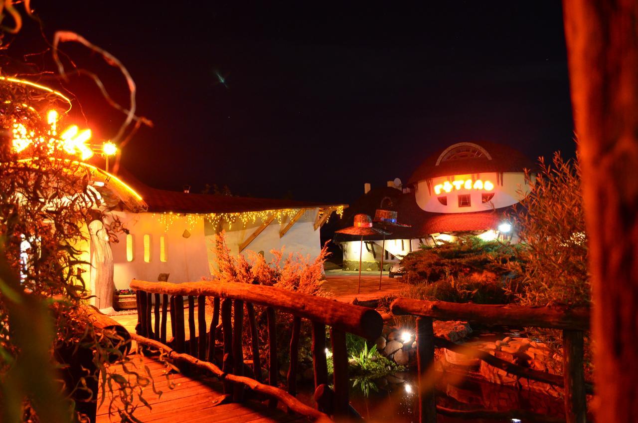 Hotel Veles Zolotonosha Εξωτερικό φωτογραφία